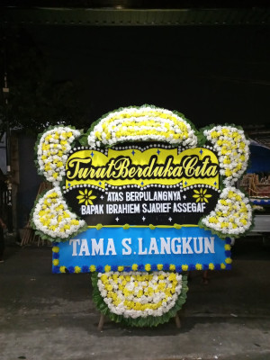 Papan Bunga Duka di Ilir Timur Ii